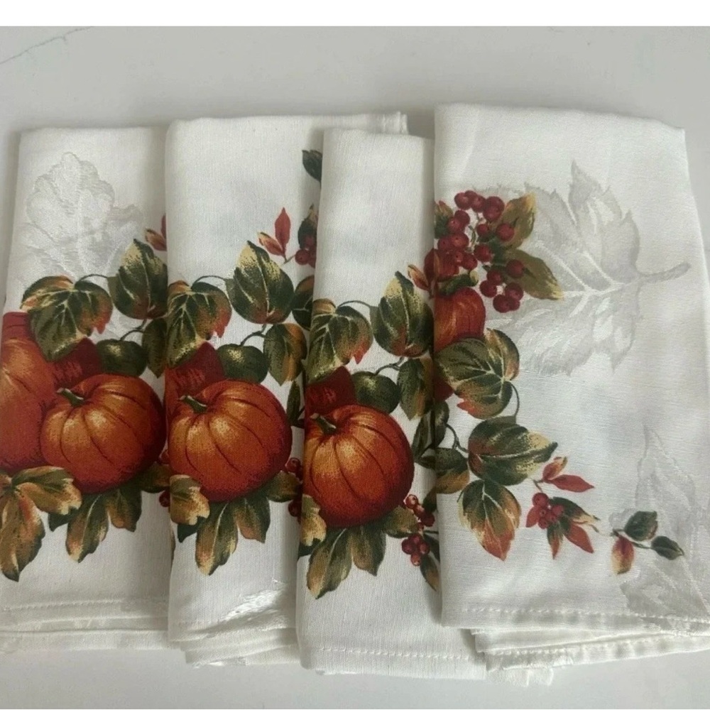 NWT linen cloth thanksgiving fall napkins home table decor dining four total